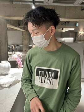 リール(rire) twist spiral perm