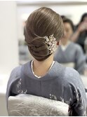 和髪シニヨンスタイル