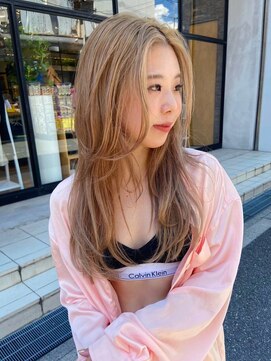 カシェ ホリエ(CACHE HORIE) クリームベージュ/ロング/レイヤーカット