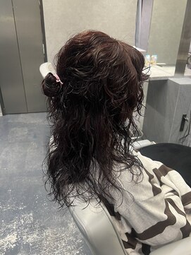 リラス 博多(rilas) ピンクブラウン　ミディアムパーマ　癖毛風