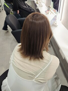 エル(L by truecreation) 透明感カラー