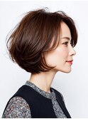 大人の抜け感ショートボブ