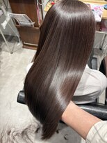 エスト(est)&nbsp;40代/50代白髪染めで髪質改善！M3Dカラートリートメント【新宿】