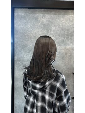 スモーキーベージュ/ベージュ/ロングヘア