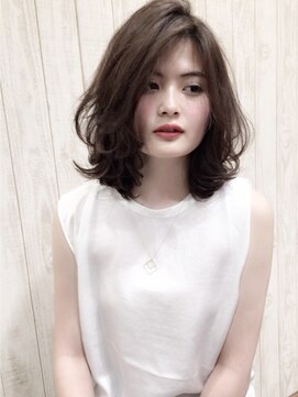 トリコ(trico) 上品な大人可愛いナチュラルミディ