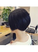 ショートボブ