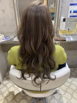 ヘアーサロン デライト(DELIGHT) ハイライトカラー&シルバーアッシュカラー