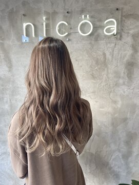 ニコア 千葉(nicoa) アッシュベージュ/大人かわいい/大人巻き[千葉/千葉駅]