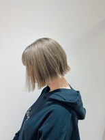 エレノア 梅田店(Eleanor) ハイトーンベージュ×ボブ