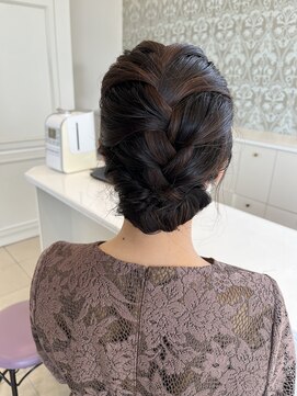 シザーズトリックス ノーブル(scissorstrix Noble) 編み込み×シニヨン