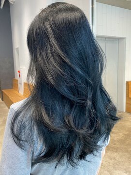 アイティーバイアルバム 松戸店(IT by ALBUM) ブルーブラック_チェリーブラウンフェミニンロング_ba404301