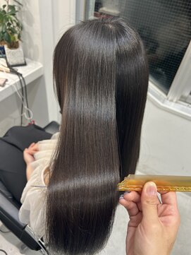 トランス(TRUNS) 髪質改善ULTOWAトリートメント