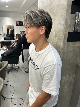 メンズサロン キング 梅田店(Men’s salon K!ng) 波巻きツイストスパイラルパーマ/フェザーパーマ/眉毛/メンズ