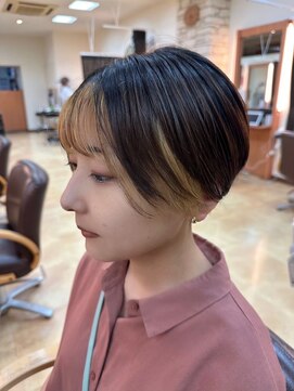 美容室ヒラトヤ 仙北店 黒髪×シルキーベージュ大人可愛いミニボブ20代30代40代