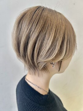 アース 天満橋店(HAIR & MAKE EARTH) 20代30代大人可愛いアッシュベージュくびれ耳掛け透明感