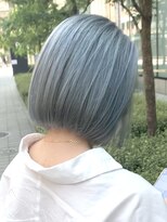 トリコ(ToricO) 刈り上げボブ/刈り上げショート/ブルーカラー/アッシュグレー