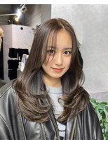 レイ(Lay.) 【スタイリスト松下宗翔】海外レイヤーカット