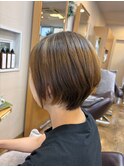 前下りショートボブ