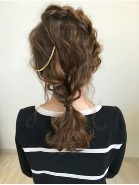 クラウン ヘアー(CLOWN hair) カジュアルアレンジ