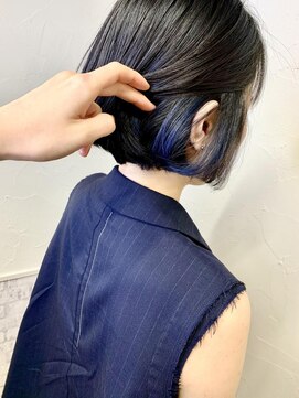 シュリット 溝の口(schritt) 前下がりボブ&ブルーインナーカラー