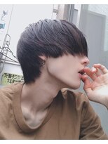 シン(syn) 前髪長めマッシュウルフ