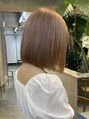 サンク 原宿 表参道(cinq) 収まりの良いショートボブ×ハイトーンカラー◎[ケアブリーチ]