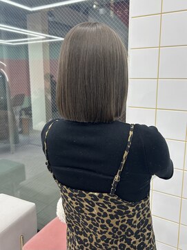 ガーランド(Girland) 【girland】グレージュ　韓国風/レイヤーカット