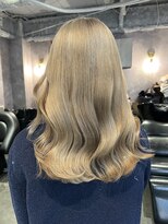 エルバイラビス 大宮(elu by lovis)&nbsp;《Ami》ミルクティーベージュ/Wブリーチ/ハイトーン/大宮/埼玉