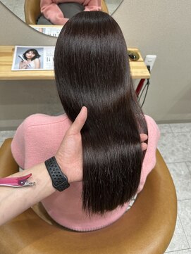 シカ 神戸三宮元町店(Cica) 神戸 三ノ宮 元町 髪質改善 透明感カラー