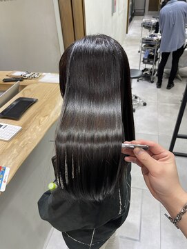 フェリア 松山(Feria) 【Feria松山】白石の美髪矯正☆