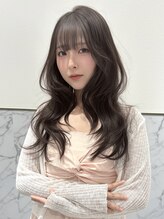 ヘルシーな透明感カラーで、女性らしく柔らかい印象に☆