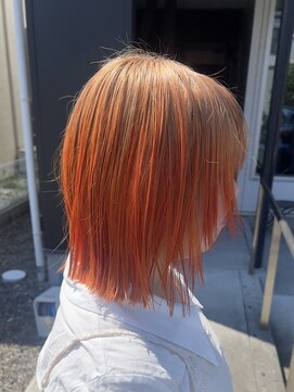 切りっぱなしボブ×グラデーションオレンジ