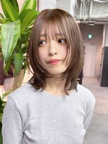 アルバム 銀座(ALBUM GINZA) ミディアム顔周りレイヤー前髪カット似合わせカット_F31303