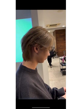 ミリ(milli Produce by ITAKURA) 毛流れセンターパート