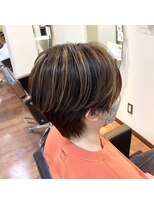 ティーシースペース 元住吉店(T.C.SPACE)&nbsp;大人可愛い丸みショートボブ、艶感ブラウン 
