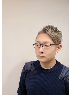 ヘアー ラヴワン 大泉(hair love One) メンズ七三刈り上げアシメ×ハイトーン