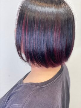 ジウ 上通り(JIU) 20代30代大人かわいい小顔インナーカラーピンク