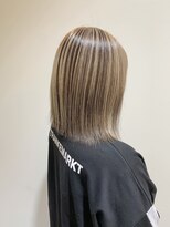 ユニ(Uni.)&nbsp;ハイライト×ミルクティー