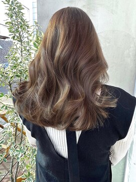 ミラリー トウキョウ(Mirareee Tokyo) 20代30代40代◎ゆる巻きロングゆるふわ巻きこなれヘアエギョモリ