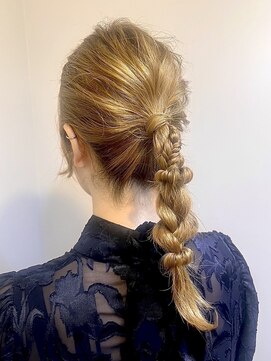 リリー シブヤ(Lilly shibuya) 【Lilly渋谷】#ヘアセット#ヘアアレンジ#編み込み#シニヨン