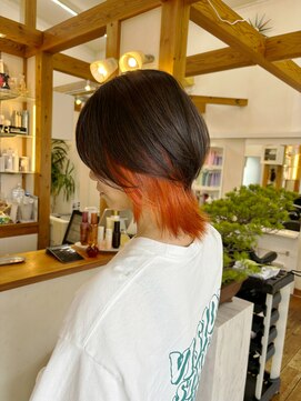 ギャラクシー ヘアードレッサーズ(galaxy hairdressers) ウルフインナーカラーオレンジ