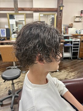 アート(art) 縦落ちツイストスパイラルパーマ