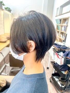 アンサーバイシャルム(Answer by charme) 前下がりショート