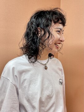 キジ(KIJI) ミディアムパーマ/ウルフレイヤー