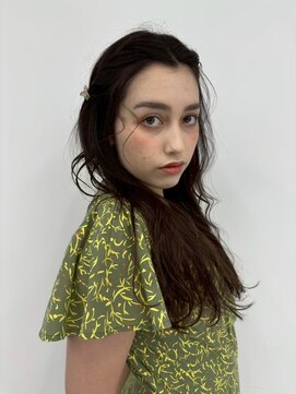 ユーフォリア 青山(Euphoria) グレージュ切りっぱなしボブ前髪ありミニボブミルクティベージュ