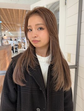 ナチュラルハイライト×レイヤーカット