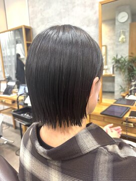 ヴィサージュ クラール(VISAGE klar) 耳かけぱつっとボブ