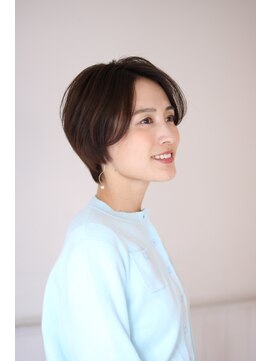 アンベリールフルー(EMBELLIR fleur) 乾かすだけで決まる◎女性らしい柔らかさを纏う、愛されボブ