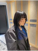 <ゲスト>鮮やかなブルーをインナーカラーに黒髪レイヤーロング