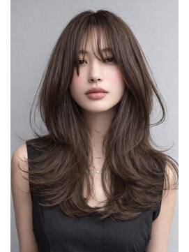 ダル 渋谷/表参道(DAL.) ハッシュカットバタフライカットダークブラウンカーテンバング